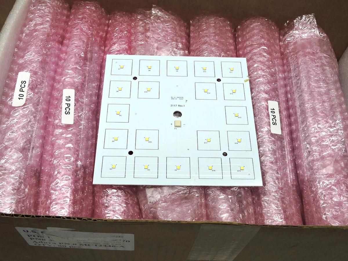 Lot of 80 - ADURA LED Module Square MC12446-A DL-4, E470770 94V-0 4222 2117