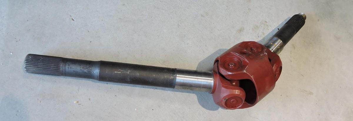 Fabco Shaft, Double Cardan 769-0497-011 Meritor Shaft 35.37" RH 2591826C1 - NEW!