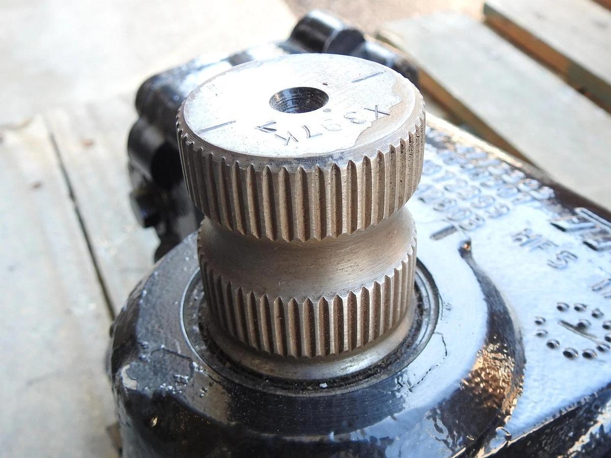 TRW ROSS TAS65014 Steering Gear Box 2000-11 Peterbilt TAS65014 NO CORE!