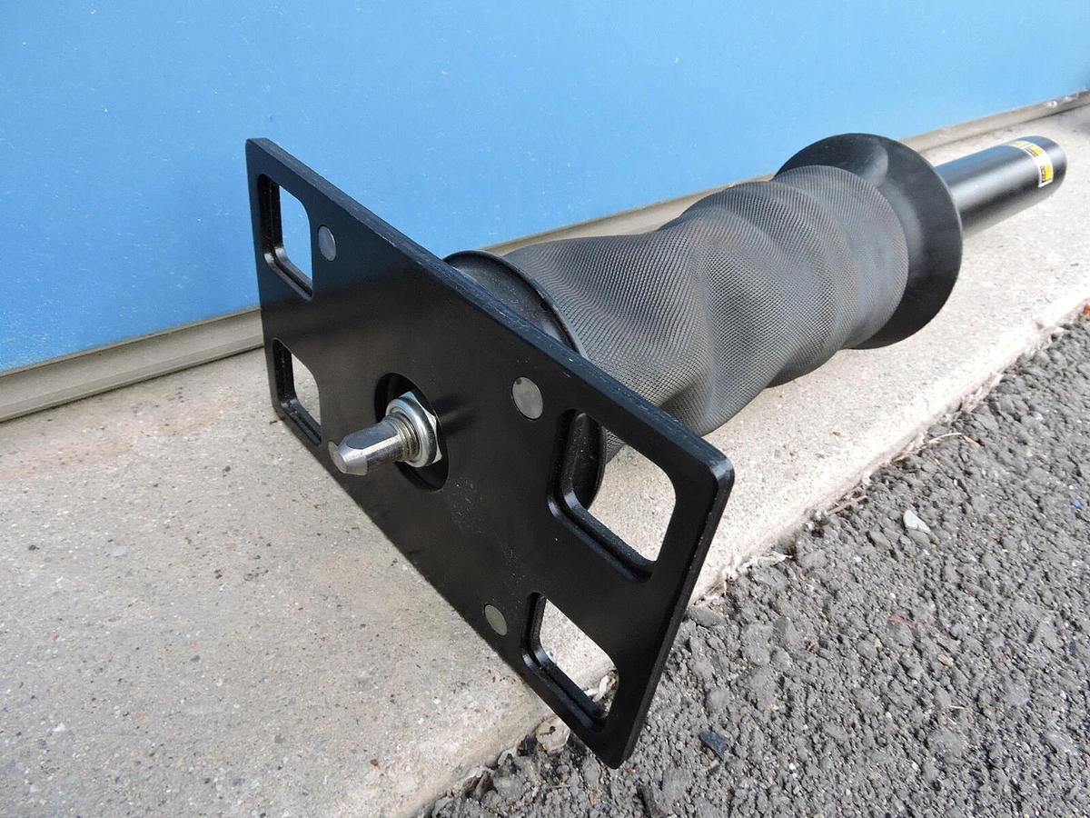 NEW Cab Shock Absorber International Prostar 2008+  3688695C91 Direct Replacemen