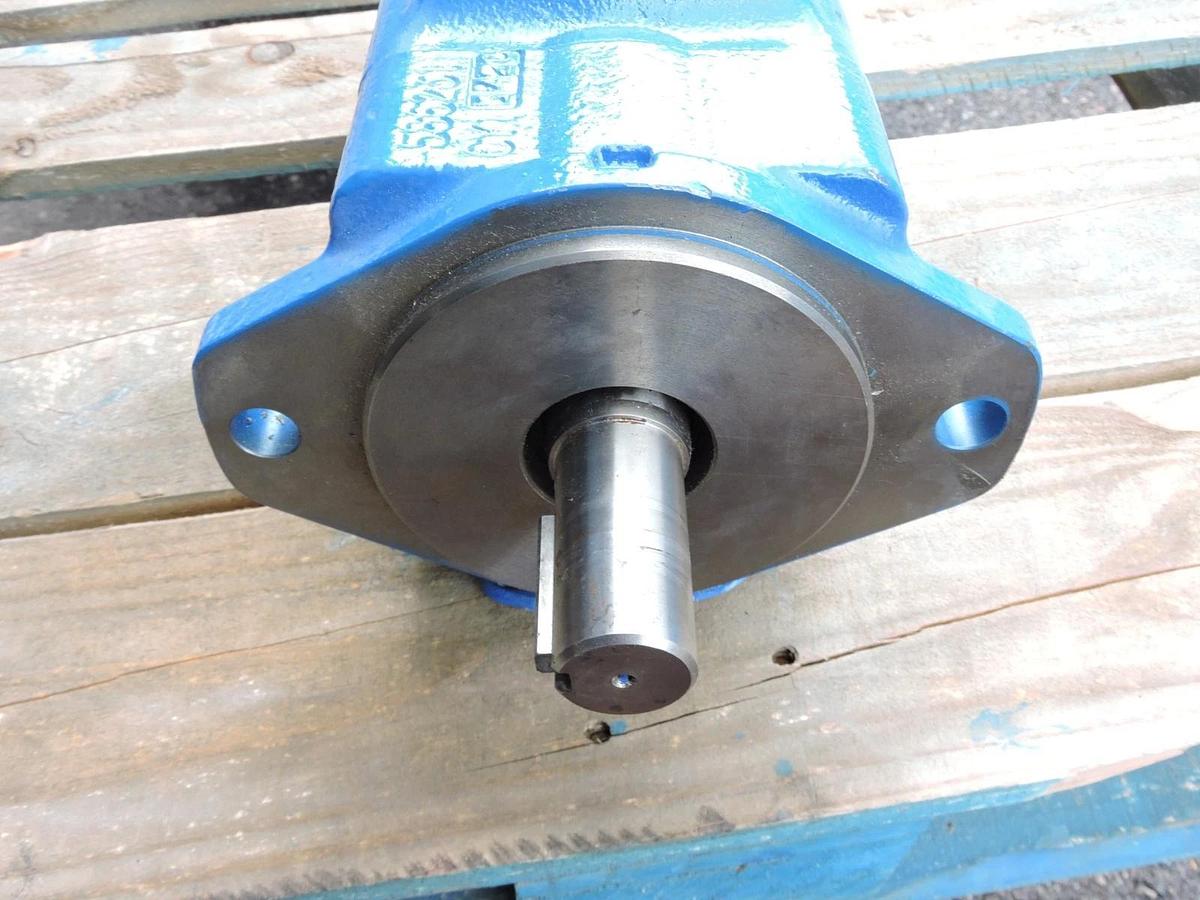 Eaton 35VQH35A-1A30R VQ(H) Series Vane Pump / Danfoss 718AR00197A - NOB NEW!