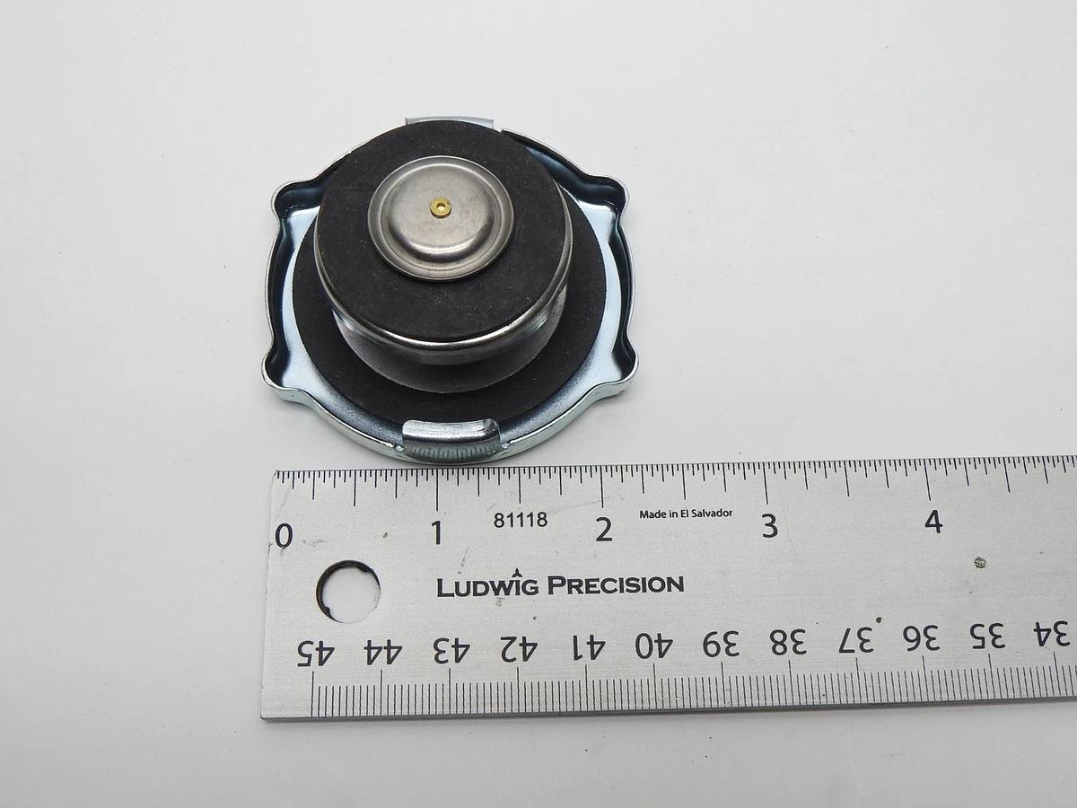 STANT 20 LBS Radiator Cap for Coolant System OE Replacement Cap-  OEM NEW