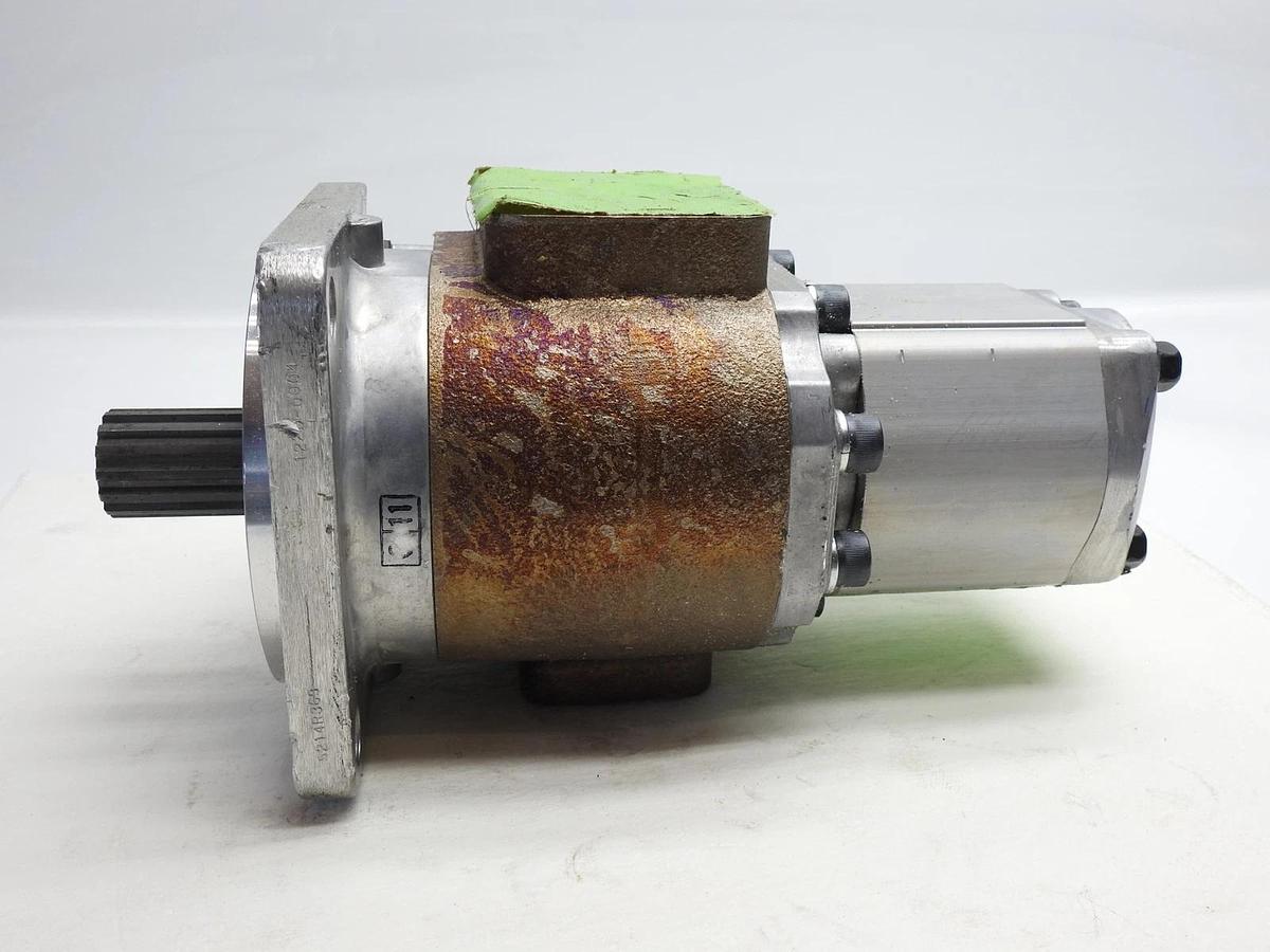 Shimadzu Hydraulic Pump FD3-52.14R369, 5214R369 - NOB NEW!