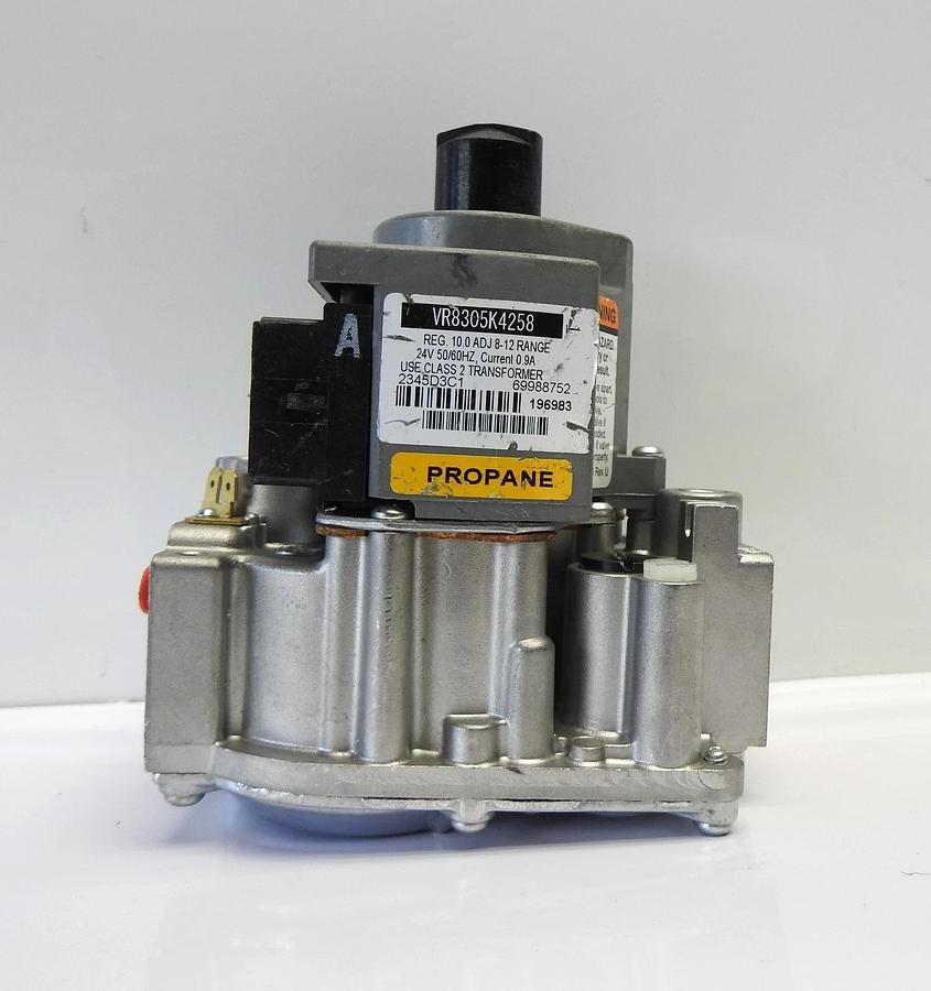 OEM Honeywell Reznor 196983 VR8305K4258 PROPANE Gas Valve RZ196983 Genuine -NEW