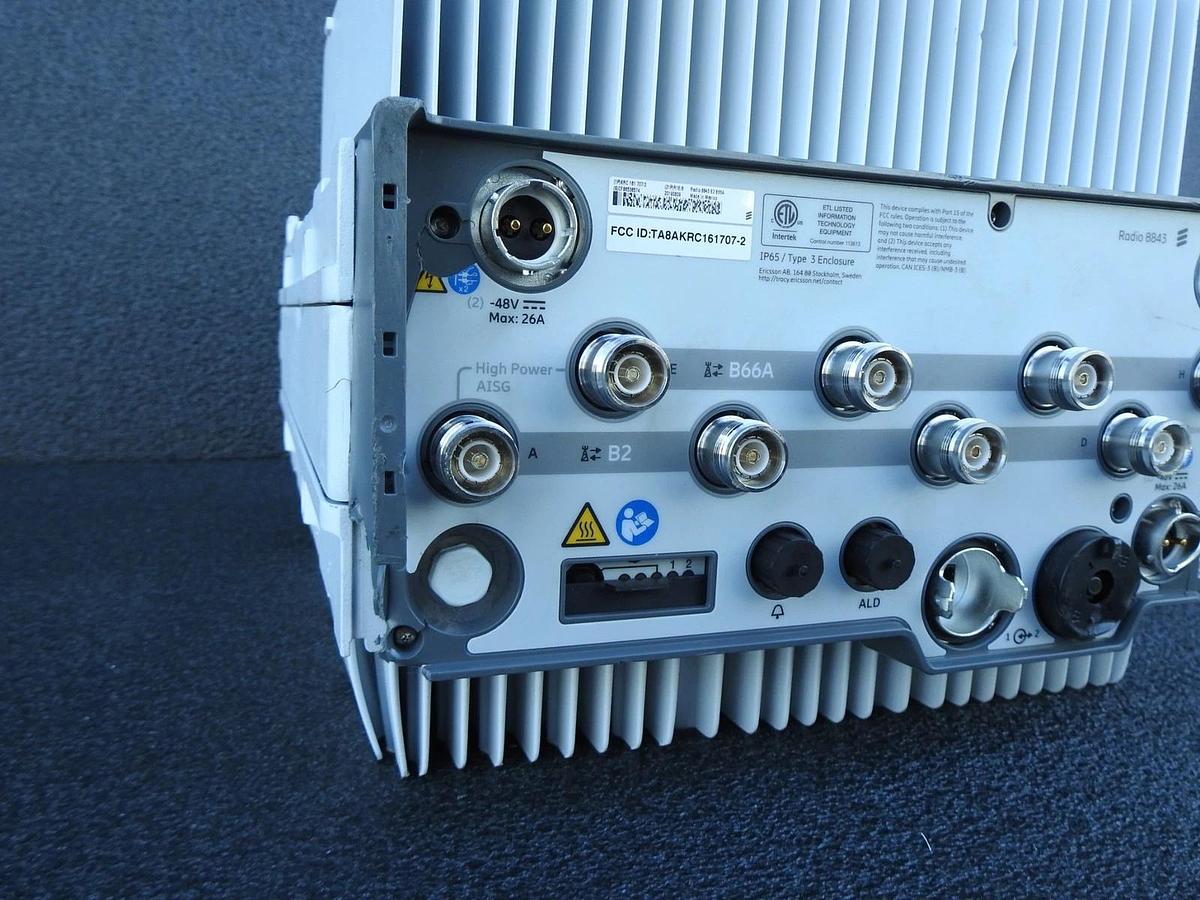 Ericsson Remote Radio Head 8843 KRC 161 707/2 - NEW w/ Freight Damages