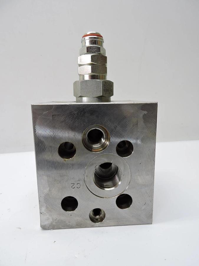 Hydraulic Manifold Block 0CGF-BL-0331-3533 2018 w/ Rexroth R930001143
