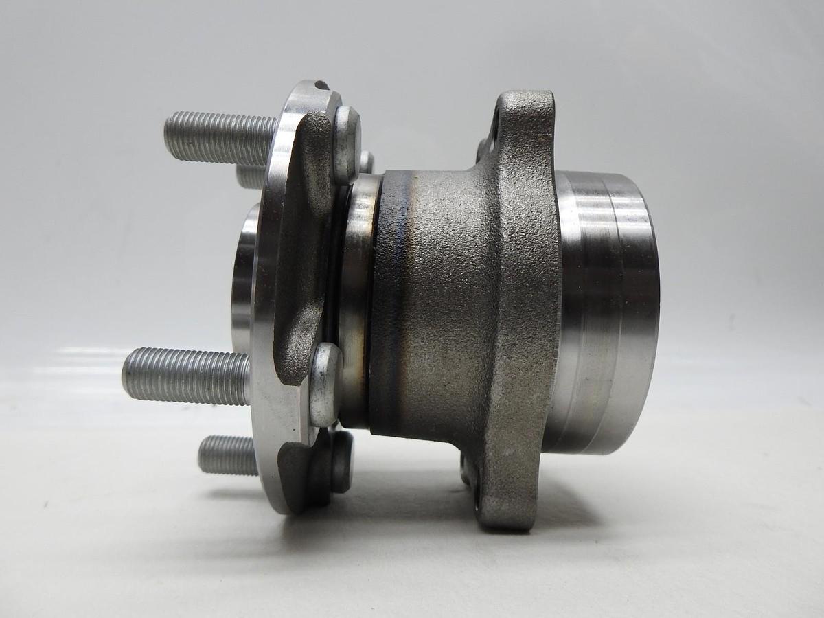 Rear Wheel Bearing/Hub for 2014-2018 Subaru Forester Impreza XV Crosstrek 512518