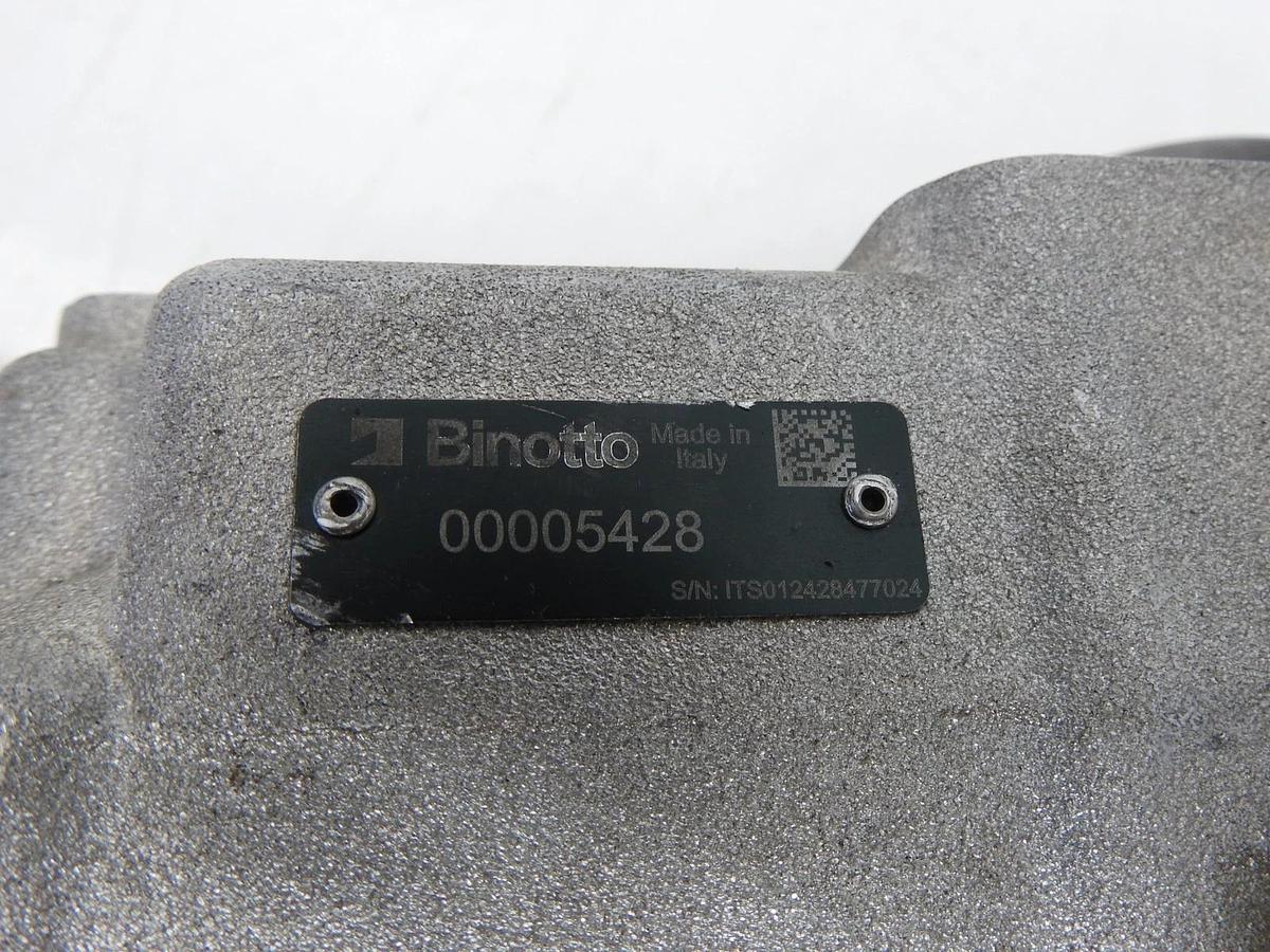 Binnoto Volvo Mack Power Take Off PTO 524XTDAX-VXK fits DT12, I-Shift, M-Drive