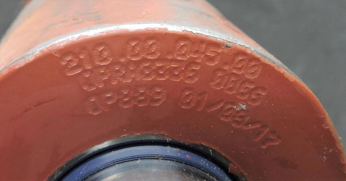 Dana Spicer Hydraulic Cylinder 279.24.620.03 / 279.24.620 - New Other: Unit is b