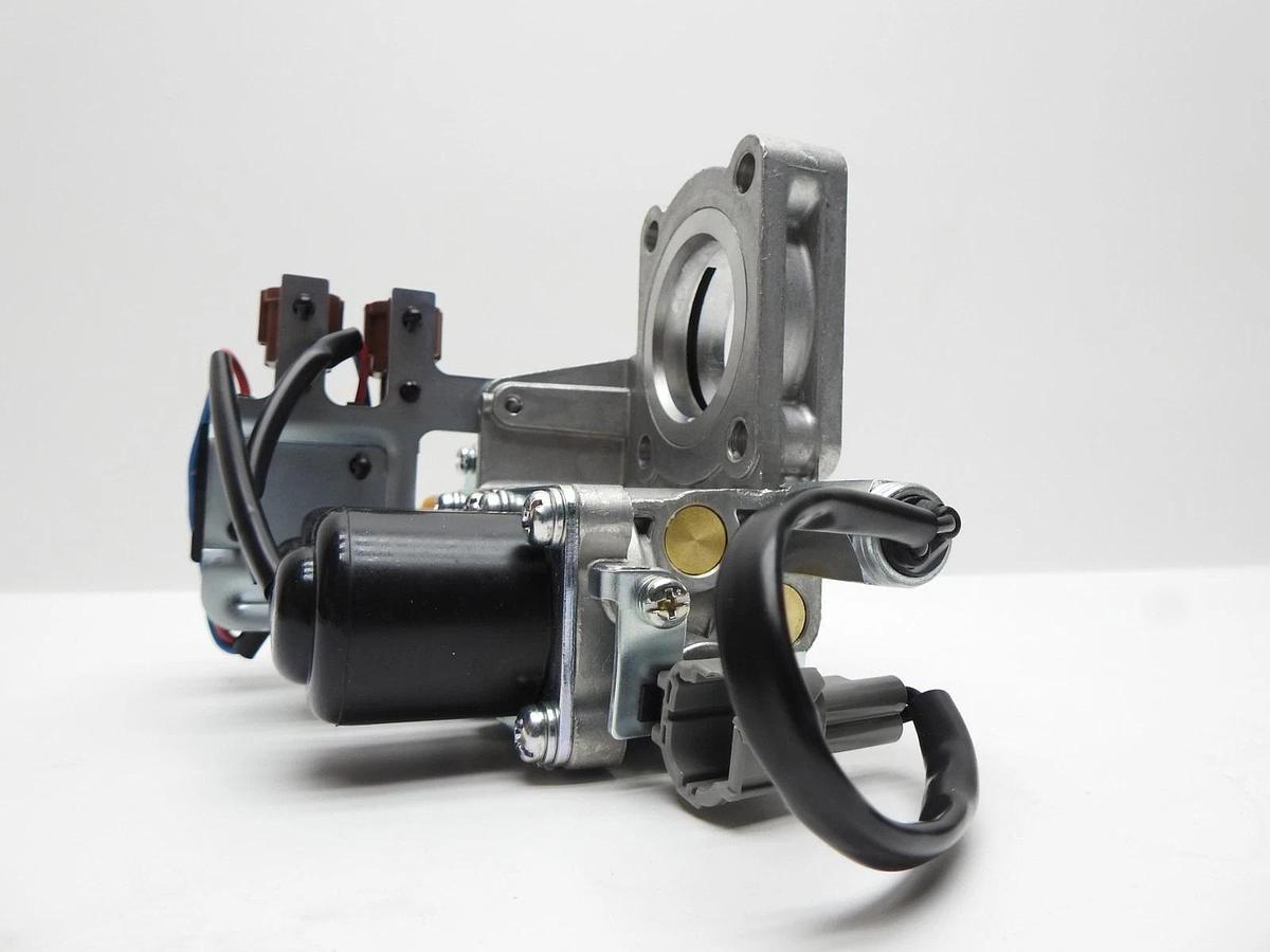 Nissan 16610-GU70D Forklift Holder Assembly Logisnext