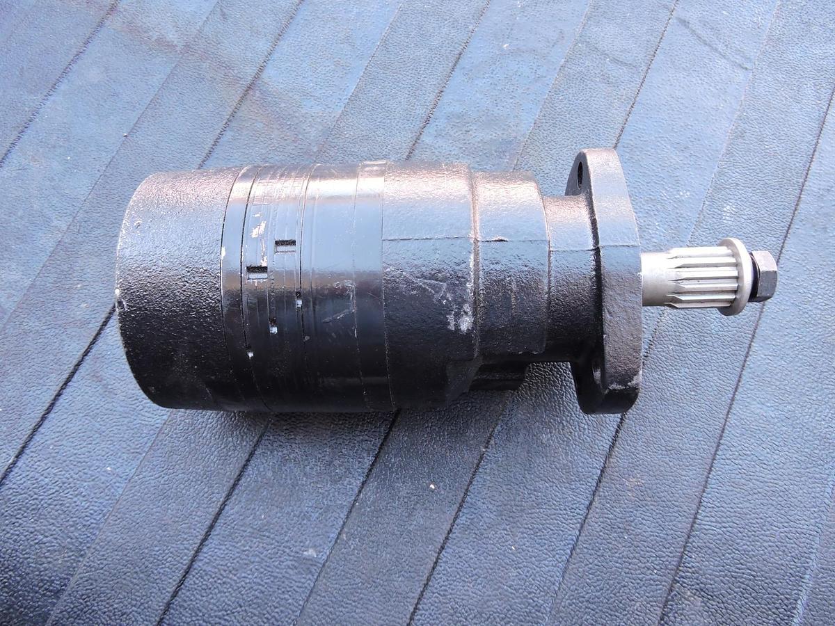 Parker TF0195MA050AAAA TF 0195 Motor Series Hydraulic Torq Motor - NOB NEW!