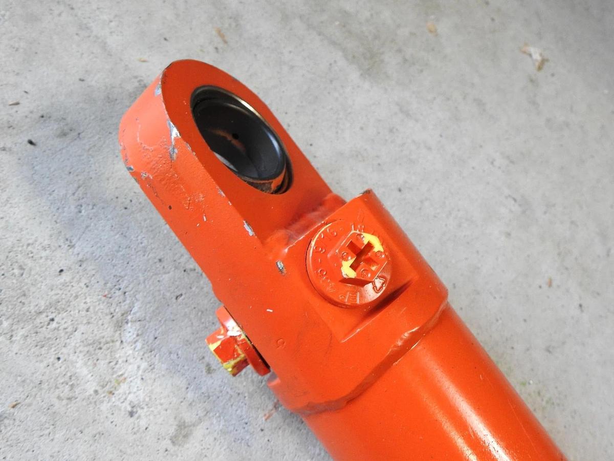 OEM Sandvik BT00001246 Cylinder - GENUINE NOB NEW!
