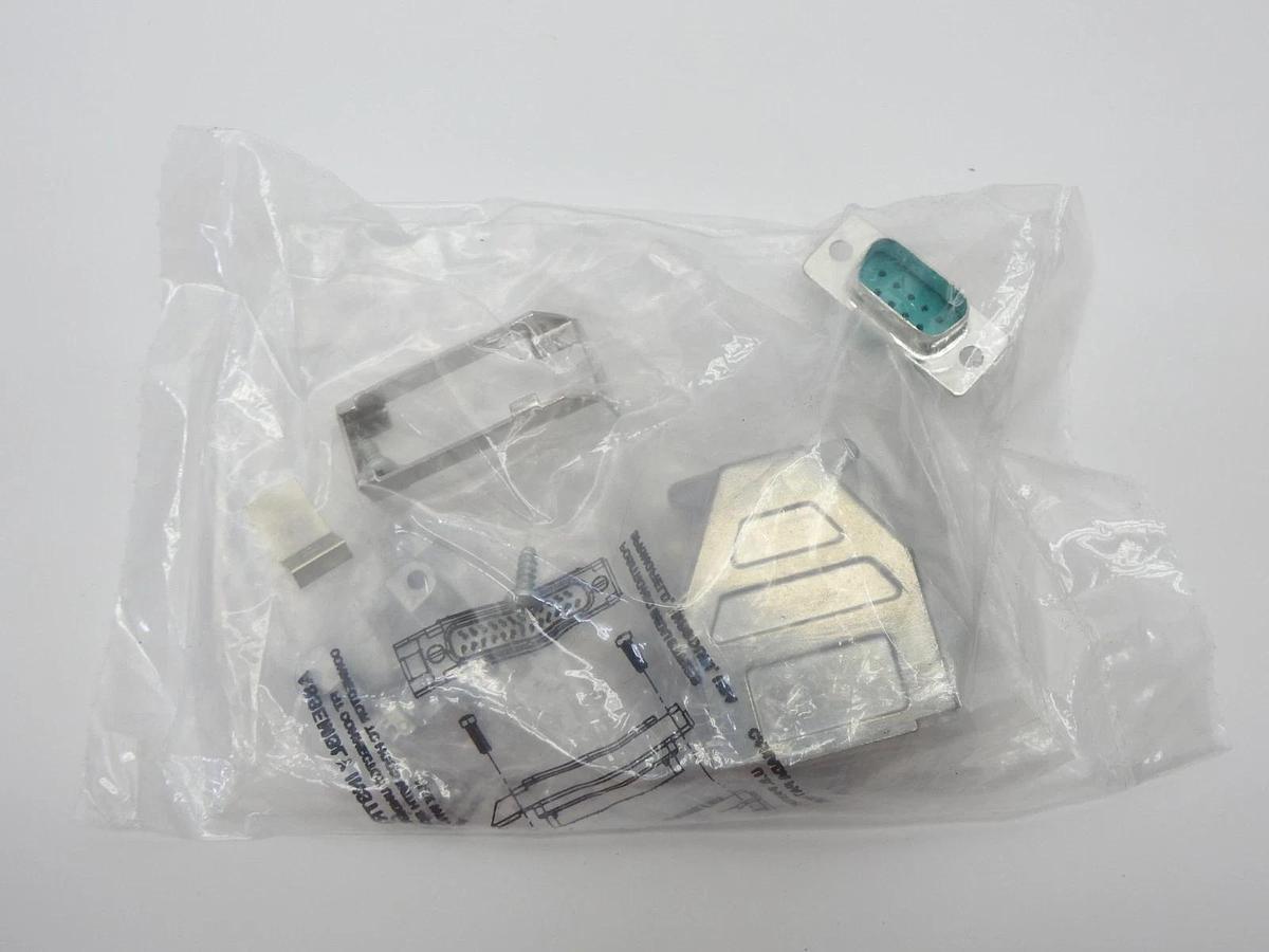 Lot of 25 - Amphenol Positronic RD9M00GVLZ 9-Pin D-Sub Plug Housing IP67 Rated