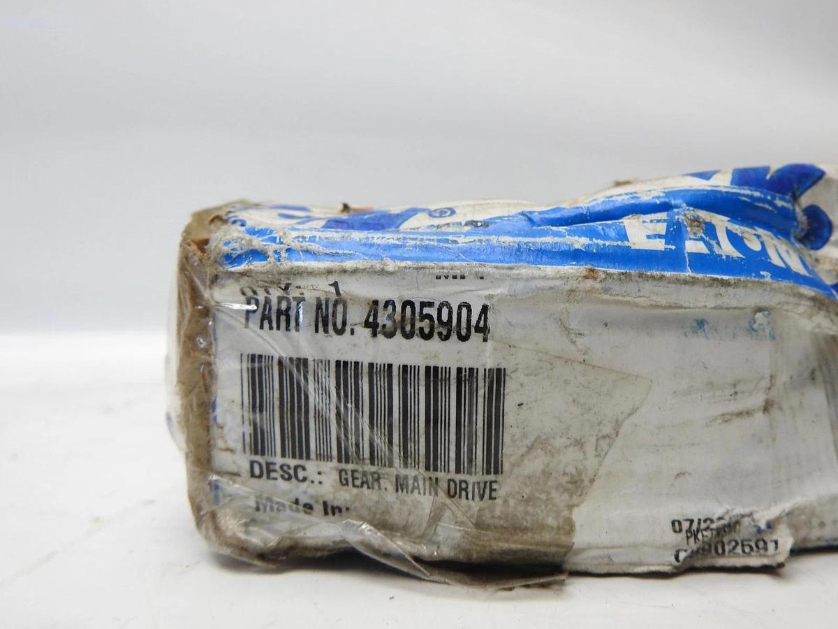 GENUINE Eaton Fuller Main Drive Gear P/N: 4305904 OEM - NOB NEW