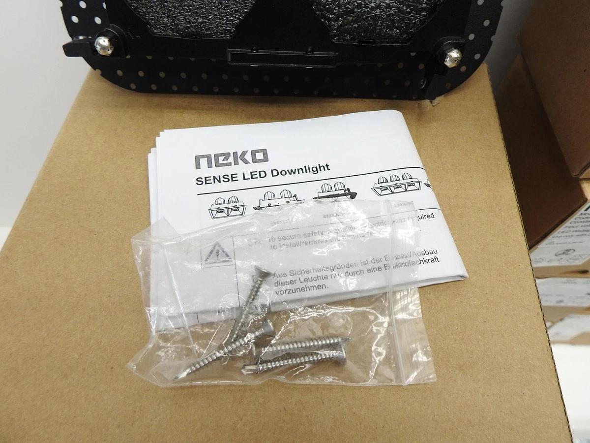 (24) Neko Lighting LES68 700mA 4000K + SA68CB Secondary Reflector + Veroza SENSE