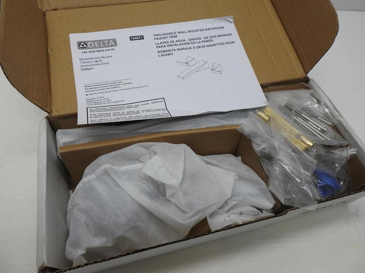 Delta T3543LF Trillian Two-Handle Wall-Mount Bathroom Faucet CHROME - NOB NEW!