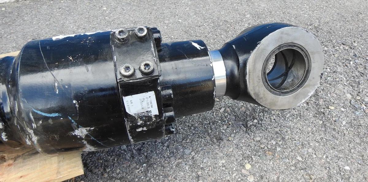 SANY SY215 Bucket Cylinder Replacement 11350784 SY215C9, SY215 Models - BULK NEW