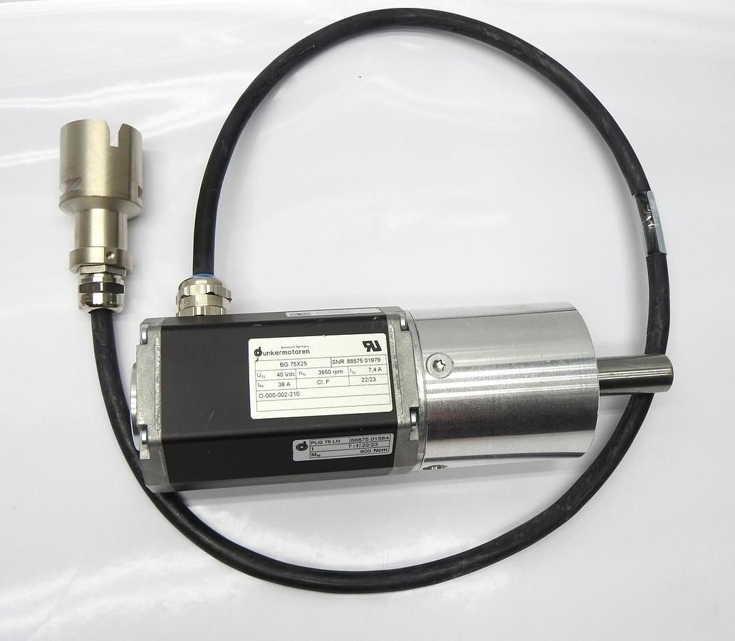 Dunkermotoren BG 75x25 (3650 rpm, 40 Vdc, 38 A, PLG 75 LN 88875 01584 Motor NEW!