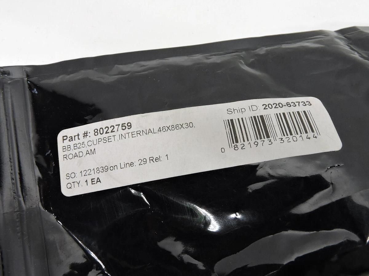 Easton Bottom Bracket B25 Cupset 46X86X30 - NEW