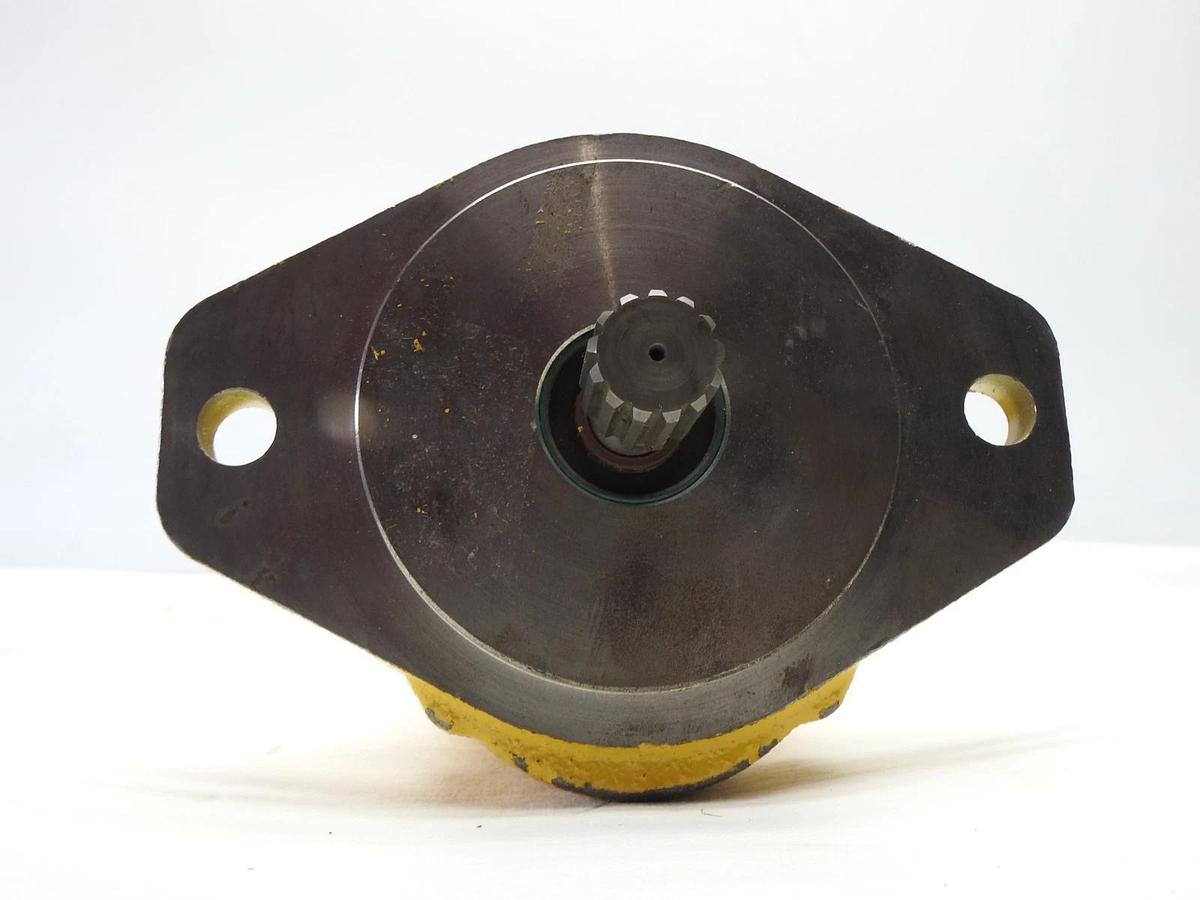 New OEM John Deere AT309296 824 844 Loader Hydraulic Axel Cooling Pump YZ 19550