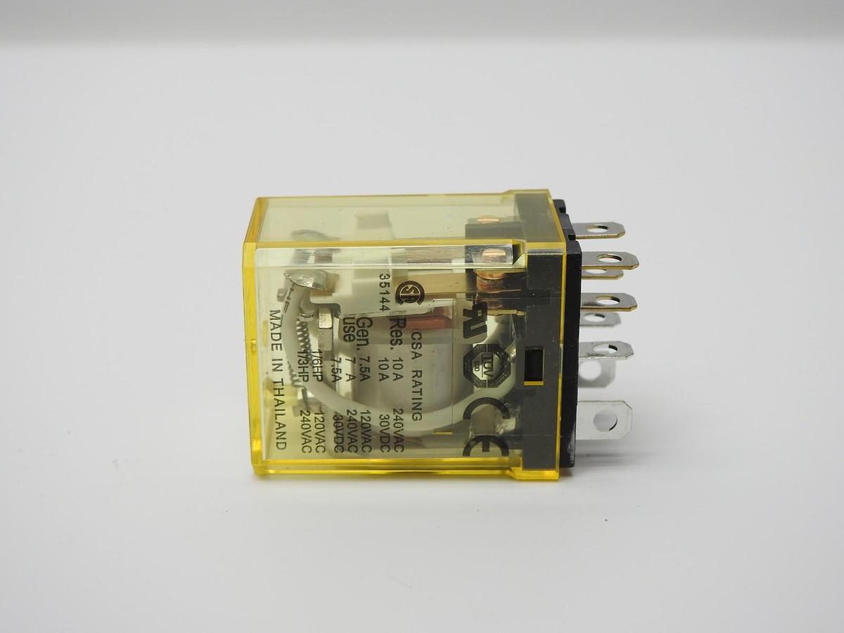 IDEC RH2B-U AC24V Relay HRY27 o - NEW