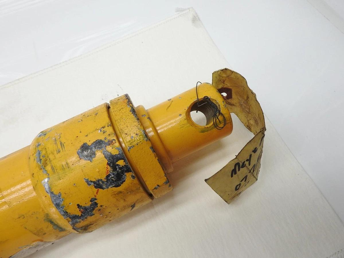 OEM Meyer 07758 RAM RH 2 X 12 W/FTGS Hydraulic Cylinder