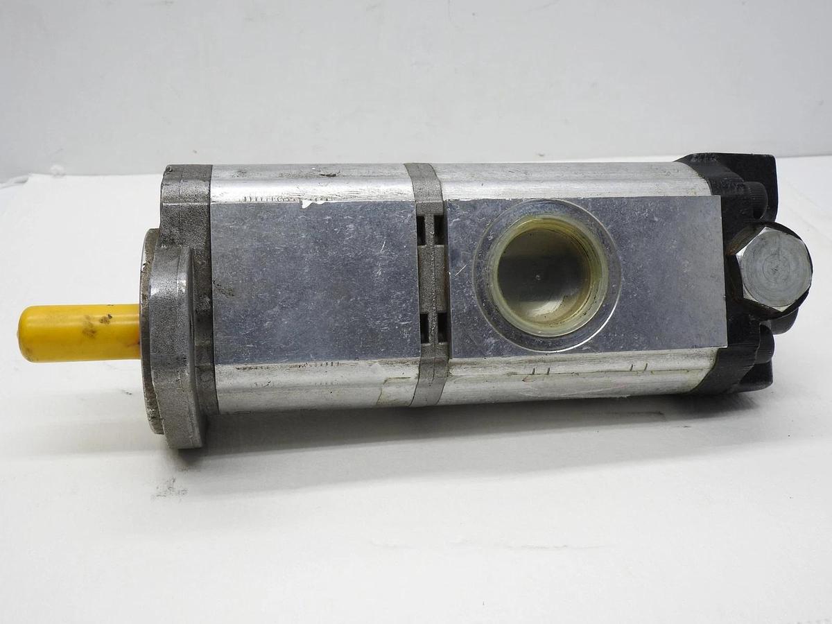 Casappa PLP20.20-49S1/20.2 Hydraulic Tandem Gear Pump PLP20.20 - NOB NEW!