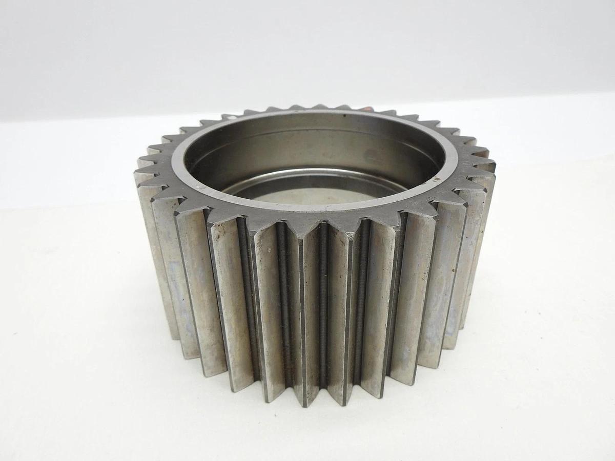 John Deere R225113 Planet Pinion, Gear, Ground for R153611 Carrier ORIGINAL NEW!