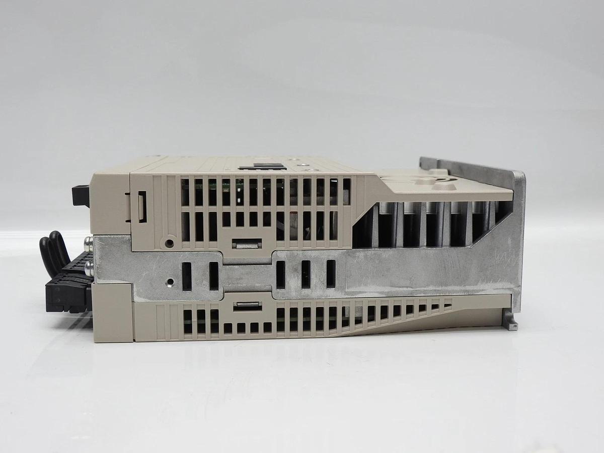 Yaskawa SGDV-5R5A11AY836AA ServoPack Servo Drive For M1, AMAT 0190-39409 NOB NEW