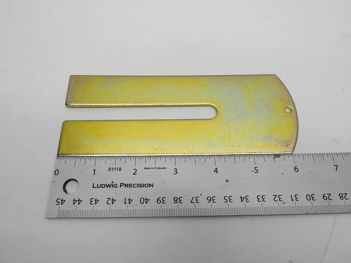 JLG 4070898 SHIM .12 X 2.50 X 6.38 STL