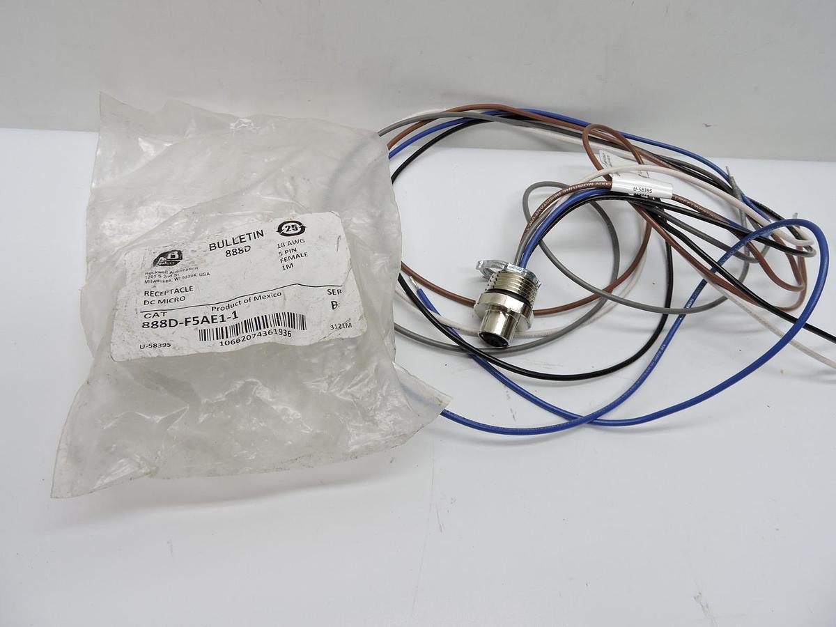Allen Bradley 888D-F5AE1-1 DC Micro Receptacle - NOB NEW!