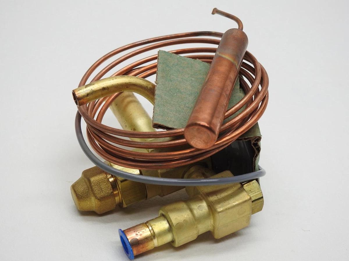 Sporlan SRVE-3-C Thermostatic Expansion Valve 3/8 Elbow 1/4 ODF EXT EQ - NOB NEW