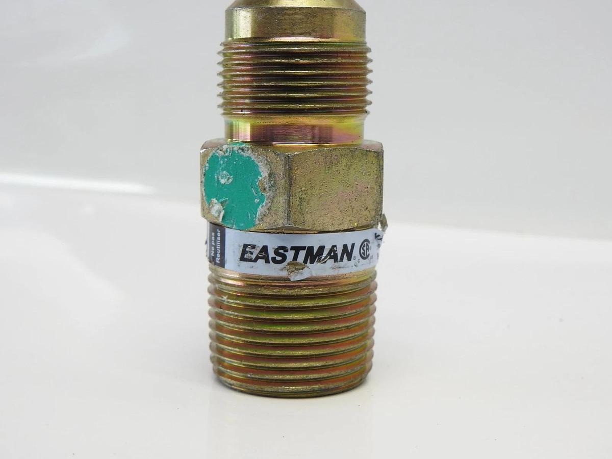 Eastman G012-14A Excess Flow Gas Valve 1/2", 5/8" OD Flare x 3/4" - NEW