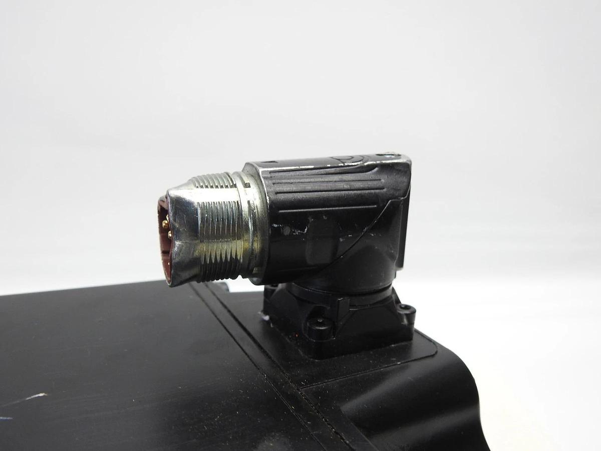 Allen Bradley VPL-B1652F-PJ12AS Kinetix VP Low Inertia Servo Motor-NOT USED READ