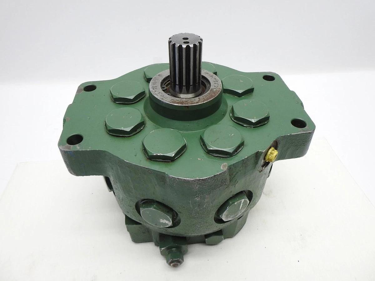 for John Deere Hydraulic Pump AR97872 AR90459 Fits 2030 2040 3020 3030 3040 4010