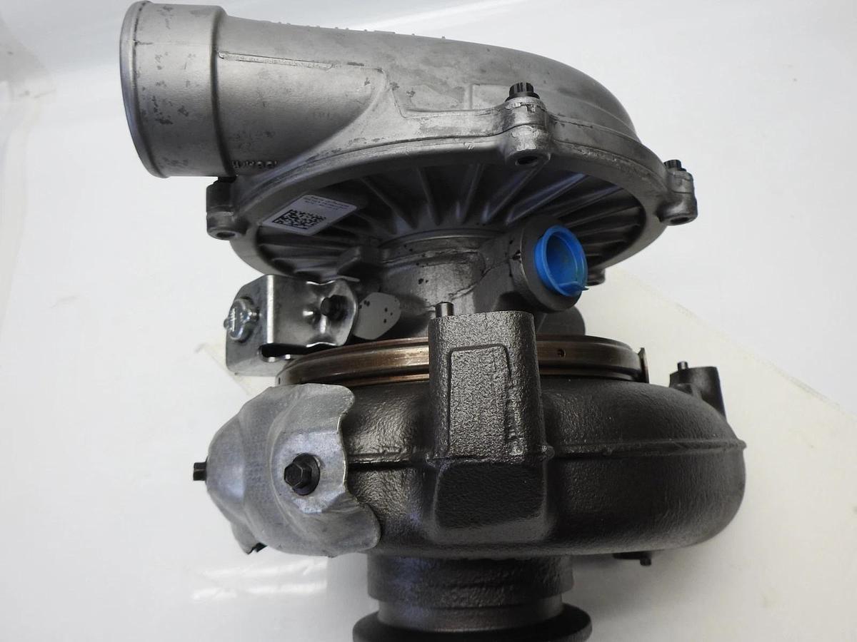 1877833C92 GENUINE International Turbocharger GT3782VA Garrett for 03-04 Ford