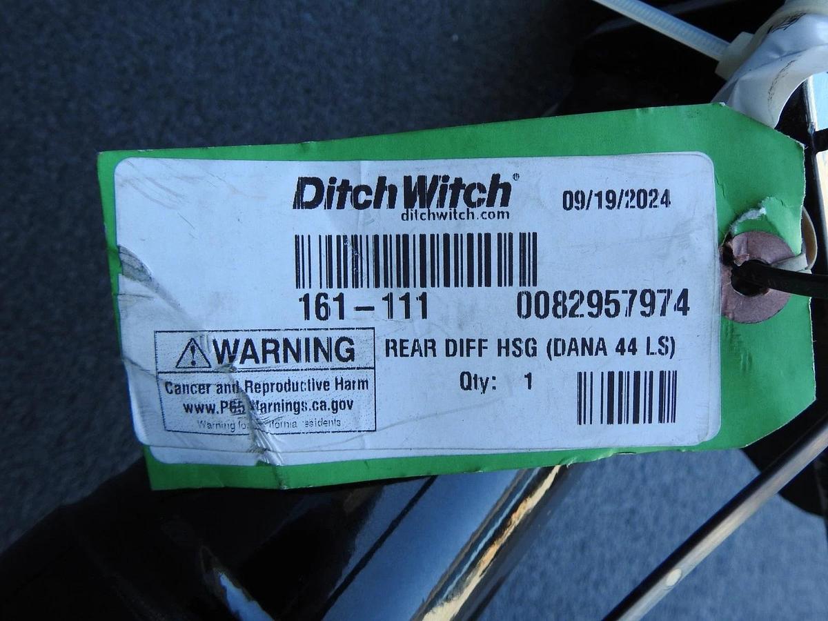 Ditch Witch 161-111 Rear Differential Assembly Axle for RT40 Trencher DANA 44 LS