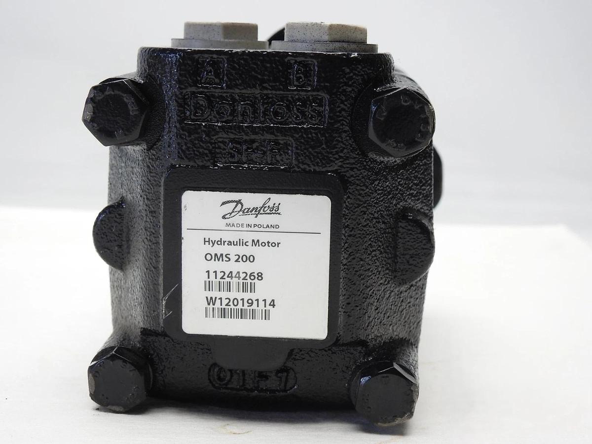 GENUINE Danfoss 11244268 OMS-200 Hydraulic Motor (4 Bolt, Keyed Shaft) - NOB NEW