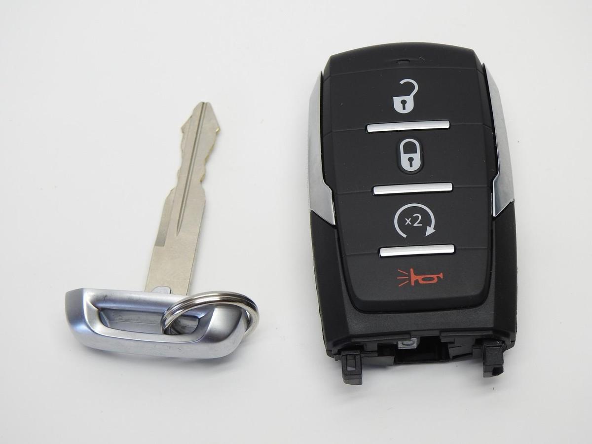 2019-2024 RAM 1500 Pickup truck smart keyless remote key fob - MINT!
