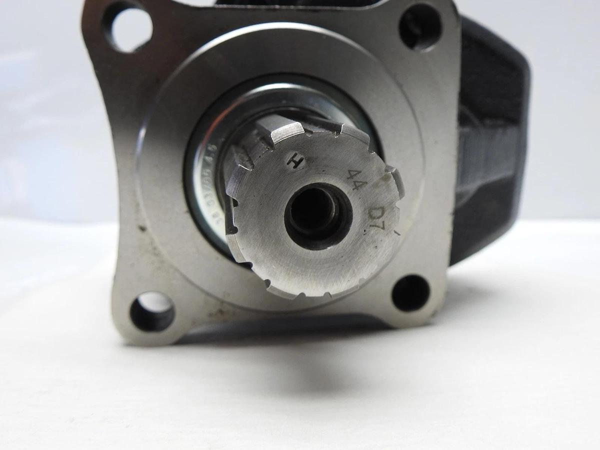 HYVA 14571360 Hydraulic Gear Pump 115L-BI-4H3-4P-20BSP20-250 / 115L-BI-4H3-4P