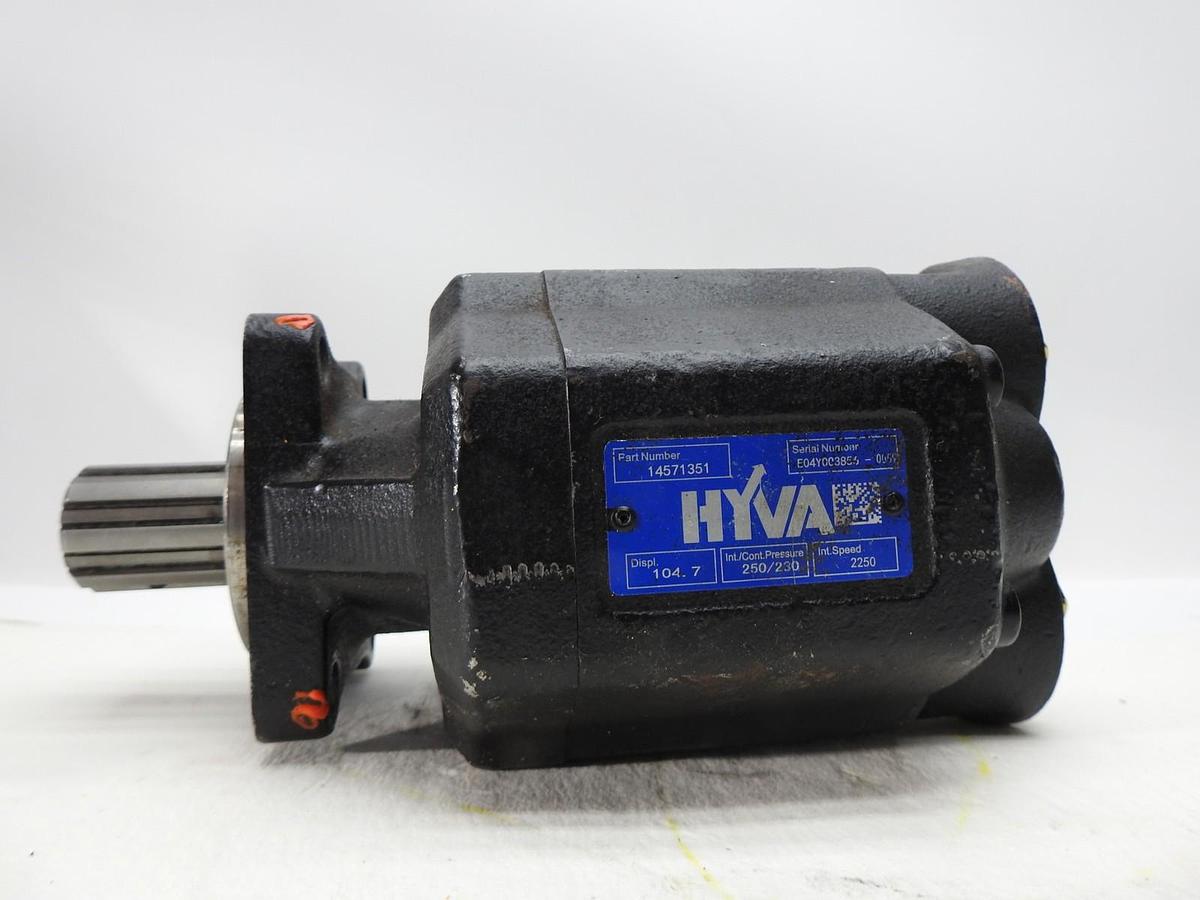 HYVA 14571351 Gear Pump 104.7 Displ. - NEW!
