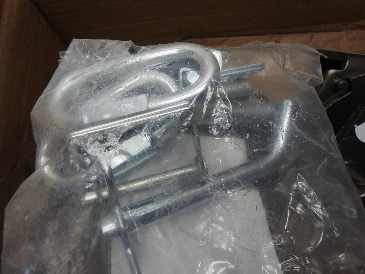 BlueOx 63-6546 BXW0350-550 Replacement Clamp On Brackets ONLY - NEW