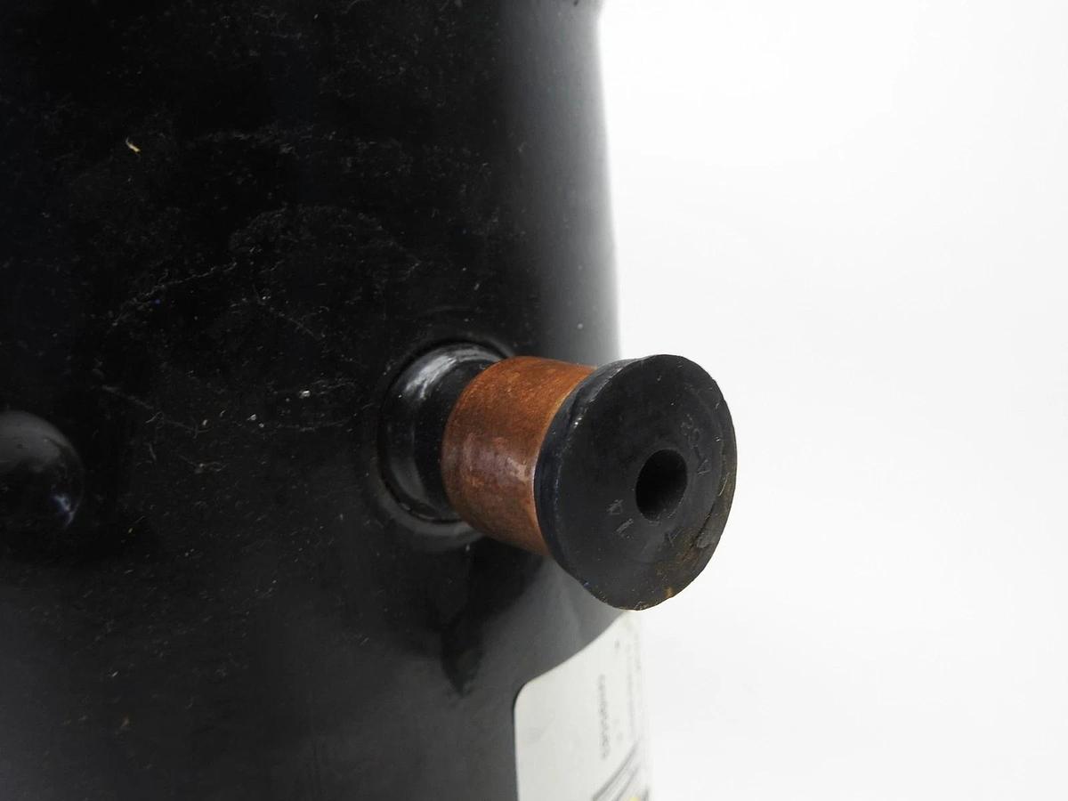 Copeland ZP28K6E-PFV-130 Central AC Scroll R-410A Compressor NEW FREIGHT DAMAGES
