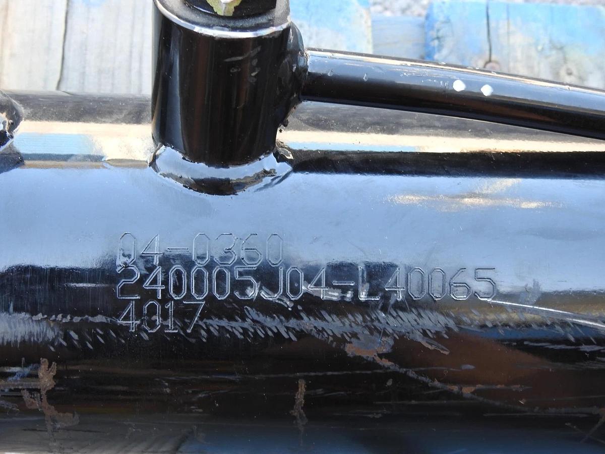 04-0360 Hydraulic Cylinder for Trash Commander 2 040360 - NEW!