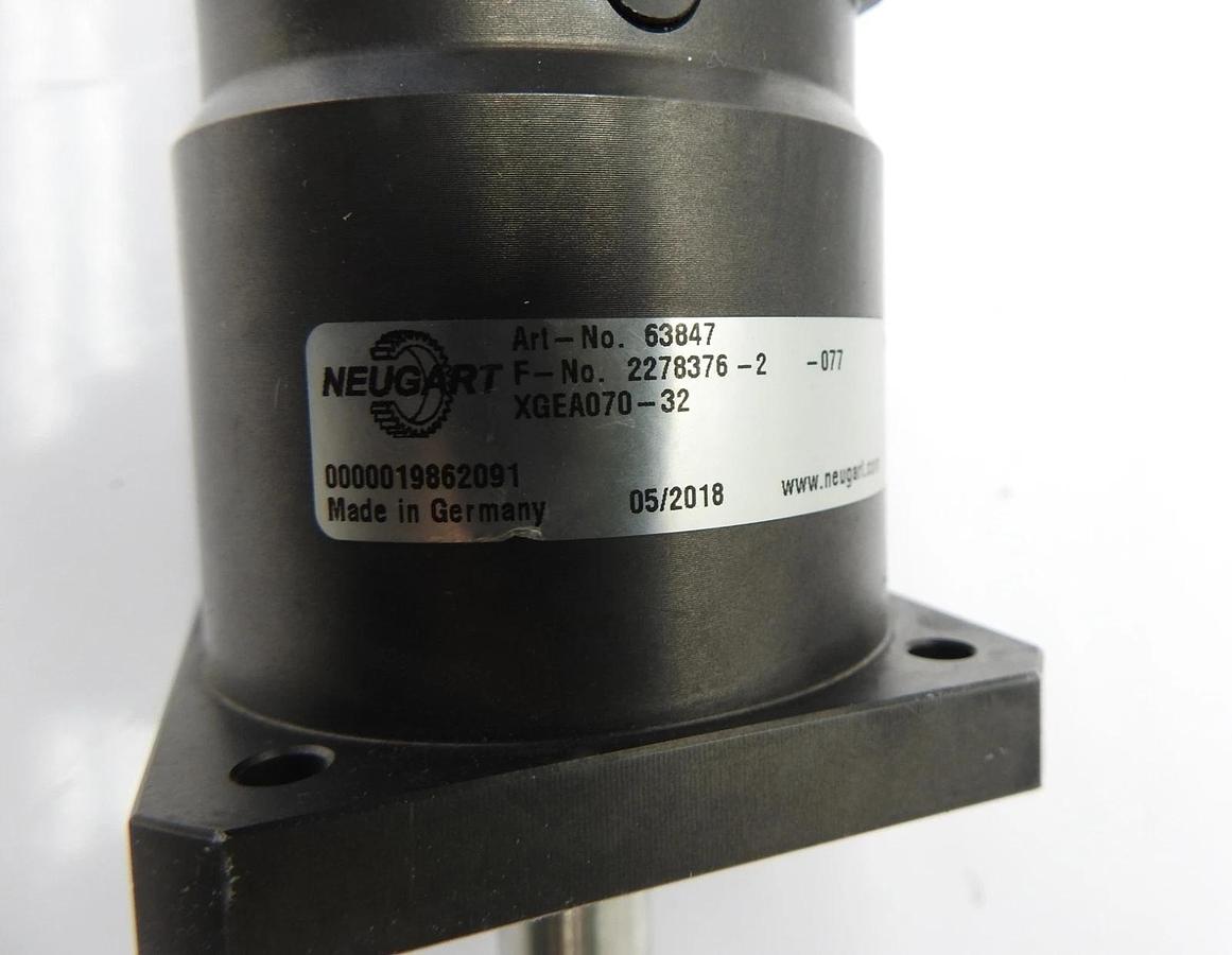 Schneider ILA1F572S2233 Integrated Drive Servo Motor ILA1F ILA1