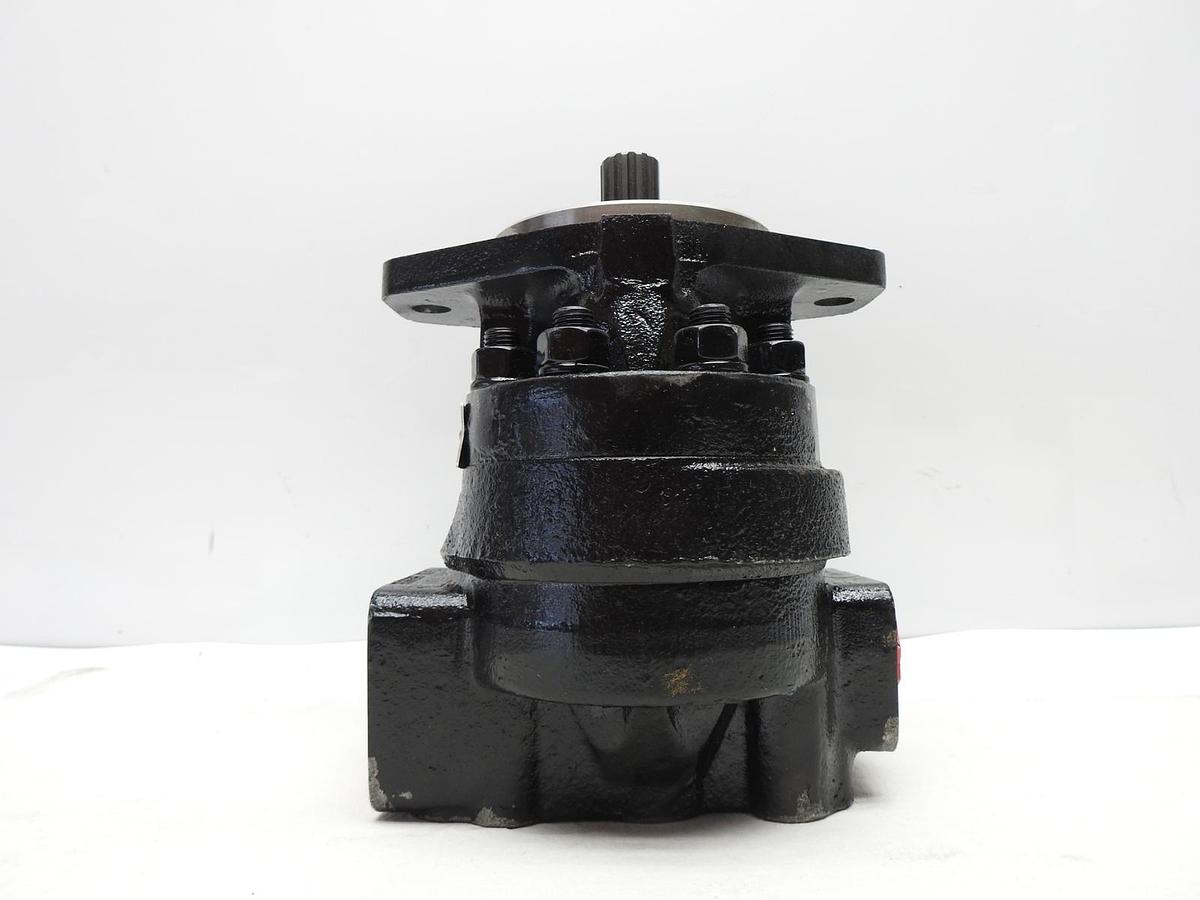 GENUINE John Deere AT370229 Fan Drive Hydraulic External Gear Pump 350D, 3754D
