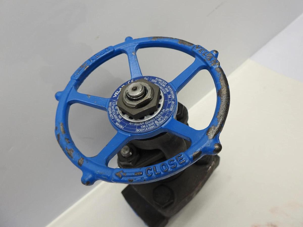 Velan 1-1/2" Gate Valve W07-2054B-02TY - NOB NEW