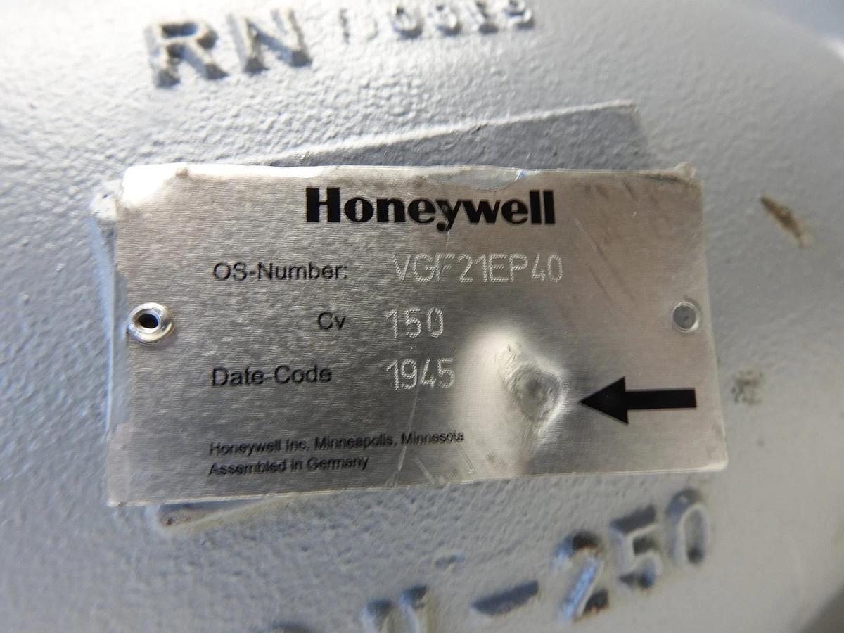 Honeywell VGF21EP40 2-way Flanged Globe Valve CV 150, 4" - OEM NEW