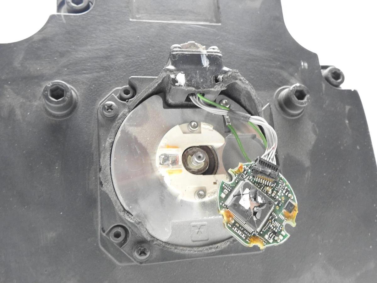 MITSUBISHI HC-UP352B-S1 Servo Motor HC-352B (3.5kW, 3AC, 111V, 23A) READ DESC