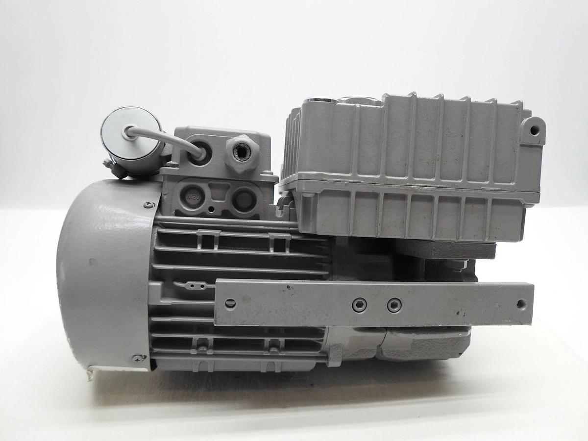 DVP LC 20 MA Lubricated Rotary Vane Vacuum Pump 9601066/MA